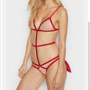 Victoria’s Secret Dream Angel Size Large Caged Teddy Lingerie Red Bow Baby Doll